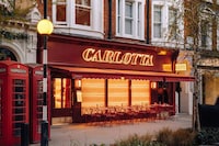Old School Glamorous Restaurants