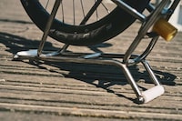 Featherweight Folding E-Bikes Image 3