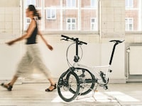 Featherweight Folding E-Bikes Image 6
