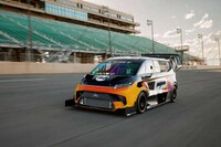 Riproaring Electric Vans Image 2