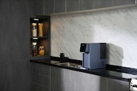 Flexibly Filtered Water Dispensers Image 4