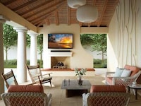 Weatherproof 4K TV Sets Image 2