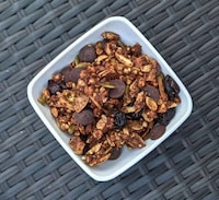 Chocolate Chile Granolas Image 3
