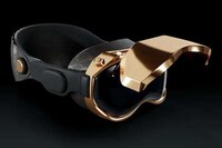 18K Gold VR Headsets Image 2