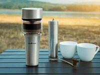 Vacuum-Powered Coffee Brewers Image 2