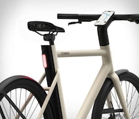 Dutch-Style Cruiser eBikes Image 3