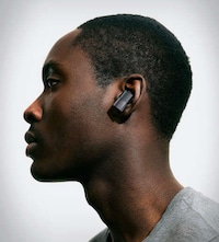 Stylish Gym-Ready Earbuds Image 3