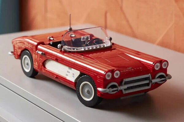 Vibrant Retro Convertible Puzzles