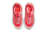 Athlete-Inspired Sneaker Colorways Image 2