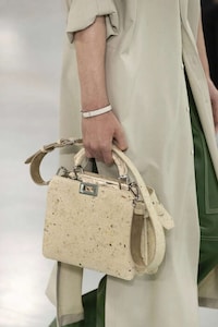 Nature Material-Made Luxe Accessories