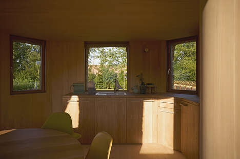 Memory-Reminiscent Idyllic Homes
