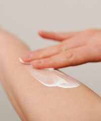 Microbiome-Friendly Vegan Sunscreens Image 3