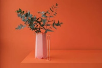 Self-Cleansing Antimicrobial Vases Image 2