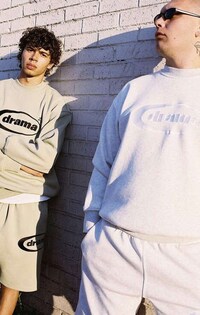 Expansive Graphic-Detailed Streetwear Image 2