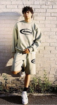 Expansive Graphic-Detailed Streetwear Image 3