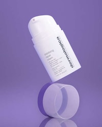 Skin Barrier-Protecting Creams Image 1