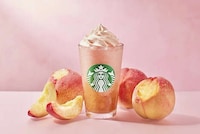 Peachy Blended Cafe Refreshments Image 1