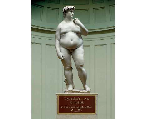 32 Awe-Inspiring Statues