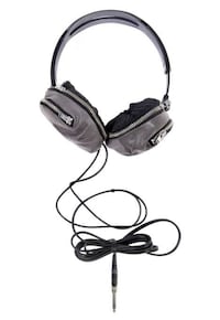 Headphones as Purses Image 3