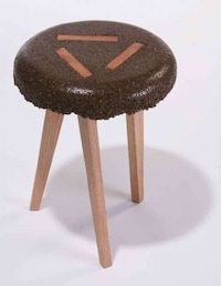 Sawdust Seats Image 3