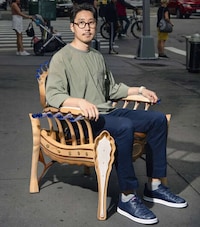 Otherworldly-Inspired Dynamic Chairs Image 3