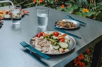 Stackable Magnetic Dinnerwares