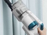 Luxe Low-Cost Vacuum Cleaners Image 5