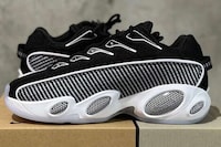 Futuristic Rapper-Backed Shoes Image 1