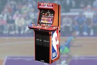 Retro Basketball Arcade James Image 1