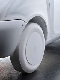Semi-Transparent Concept Cars Image 3