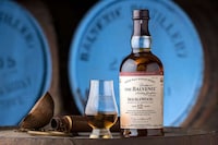 Summer-Ready Scotch Whisky Pairings Image 7