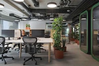 Playful Contemporary Offices Image 2