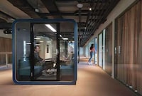Playful Contemporary Offices Image 3