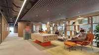 Playful Contemporary Offices Image 4
