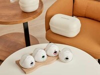 Ultra-Compact Breast Pumps Image 3