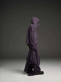 Minimally Designed Streetwear Uniforms Image 2