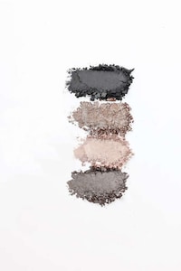 Comprehensive Eye Makeup Kits Image 6