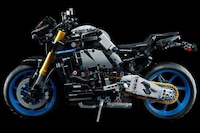 Ultra-Intricate Motorcycle LEGOs Image 4