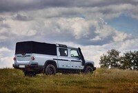Ruggedly Compact Pickup Trucks Image 7