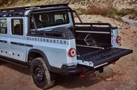 Ruggedly Compact Pickup Trucks Image 8