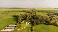 Bunker-Borne Vacation Homes Image 3