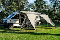 Ruggedly Luxurious Camper Vans Image 7