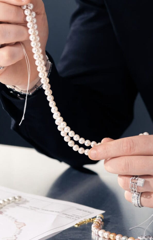 AI-Inspired Sparkling Jewelry