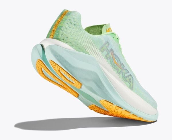 Propulsive Training Shoes