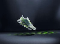 Innovation-Forward Running Shoes Image 2