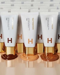 Super-Hydrating Skin Tints Image 1