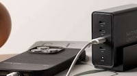 Advanced Quad-Device Chargers Image 5