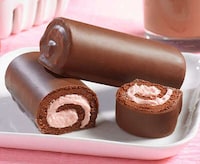 Rolled Strawberry Snack Cakes Image 2