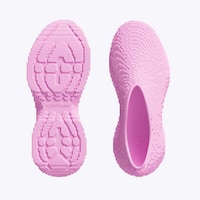 Pixelated Lightweight Shoes Image 4