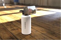 Phone-Integrated Water Bottle Designs Image 2